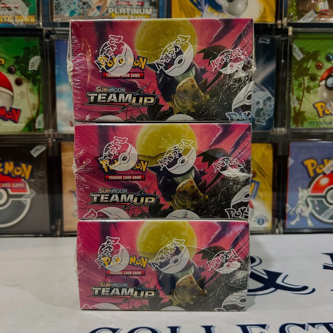 Pokémon TCG Team Up Booster Box - Image 2